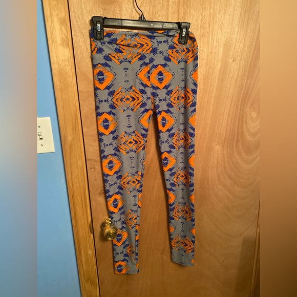 Lularoe women’s patterned leggings bundle ❤️ - Picture 7 of 16